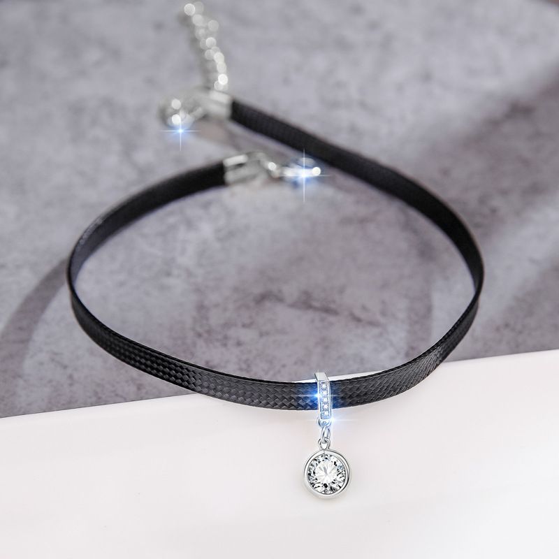 Sexy Einfacher Stil Geometrisch Pu-leder Legierung Inlay Künstliche Perlen Strasssteine Zirkon Frau Halsband