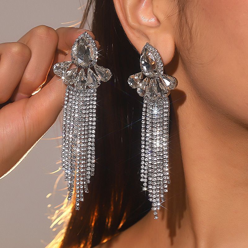 1 Pair Streetwear Water Droplets Tassel Inlay Alloy Artificial Diamond Drop Earrings