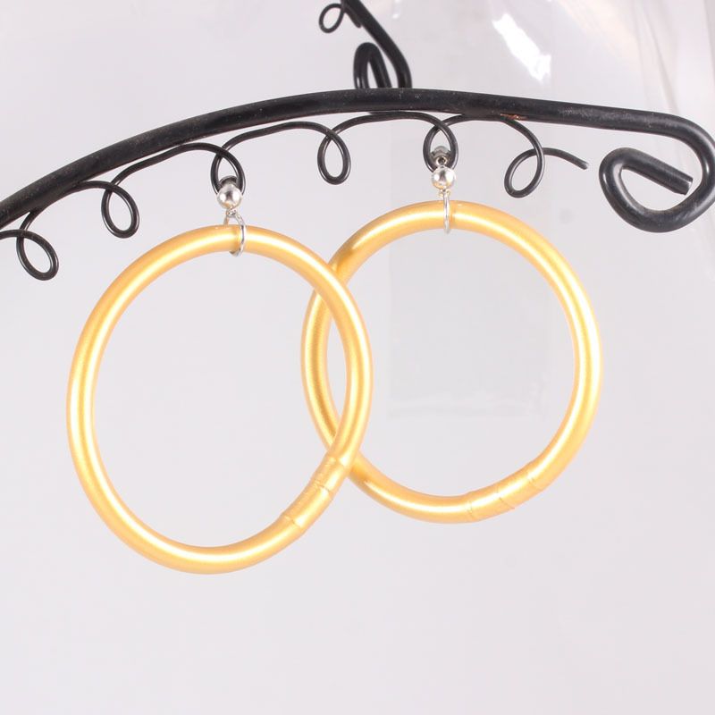 1 Pair Simple Style Classic Style Solid Color Alloy Earrings