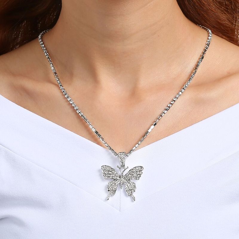 Casual Butterfly Alloy Plating Inlay Artificial Gemstones Women's Necklace