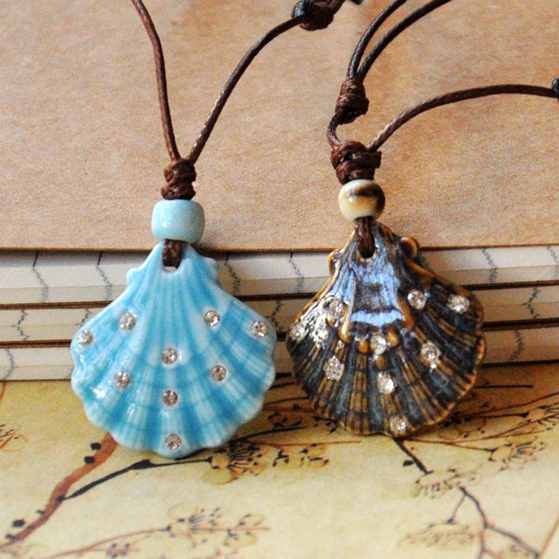 Ethnic Style Shell Ceramics Women's Pendant Necklace