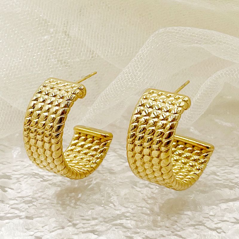 1 Par Elegante Estilo Vintage Lujoso Forma De C Pulido Enchapado Acero Inoxidable 304 Chapado En Oro De 14 Quilates. Pendientes