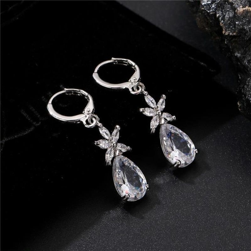 1 Pair Simple Style Water Droplets Plating Inlay Copper Zircon Rhodium Plated Drop Earrings