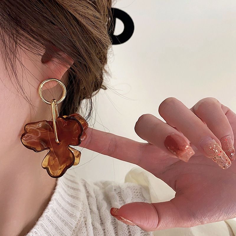 1 Pair Simple Style Flower Patchwork Alloy Drop Earrings