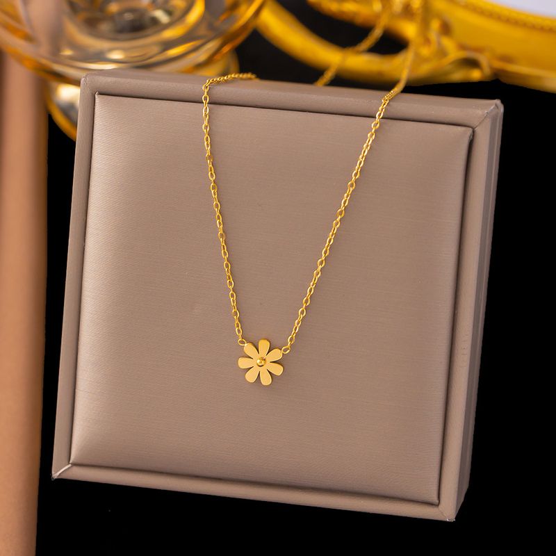 304 Stainless Steel 18K Gold Plated Commute Plating Flower Pendant Necklace