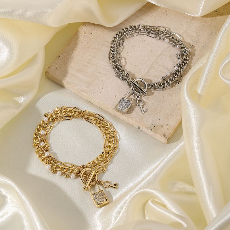 Style Simple Clé Cadenas Le Cuivre Toggle Placage Incruster Perles Artificielles Zircon Plaqué Or 18k Plaqué Argent Bracelets