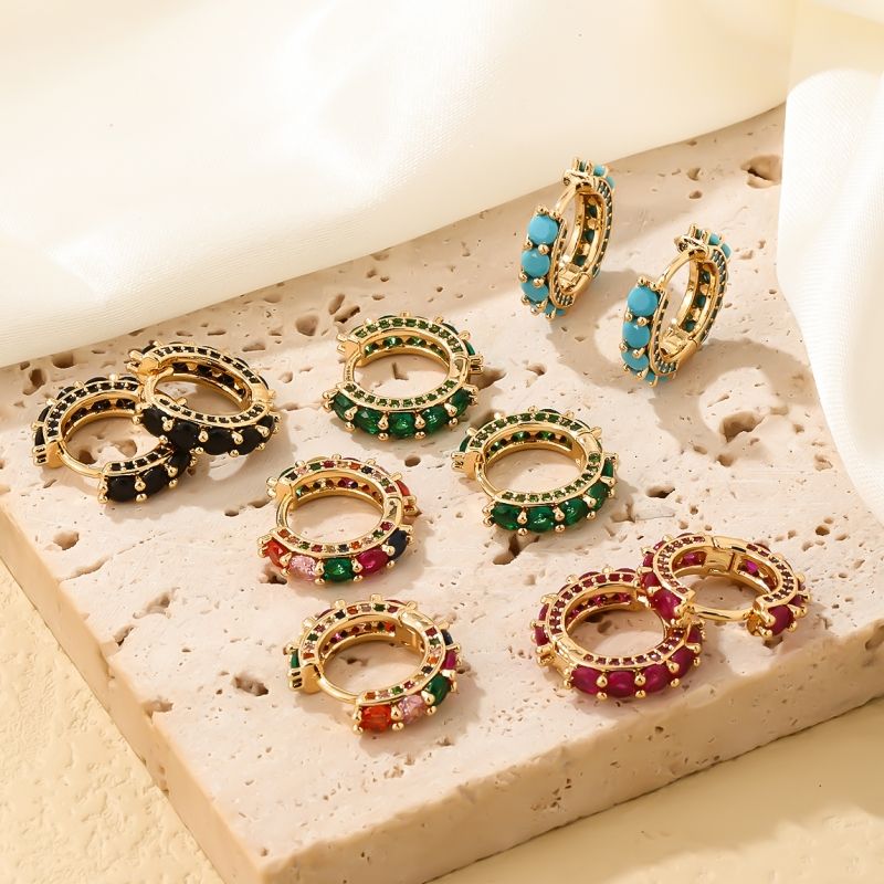 1 Pair Casual Vintage Style Luxurious Solid Color Inlay Copper Zircon K Gold Plated Hoop Earrings