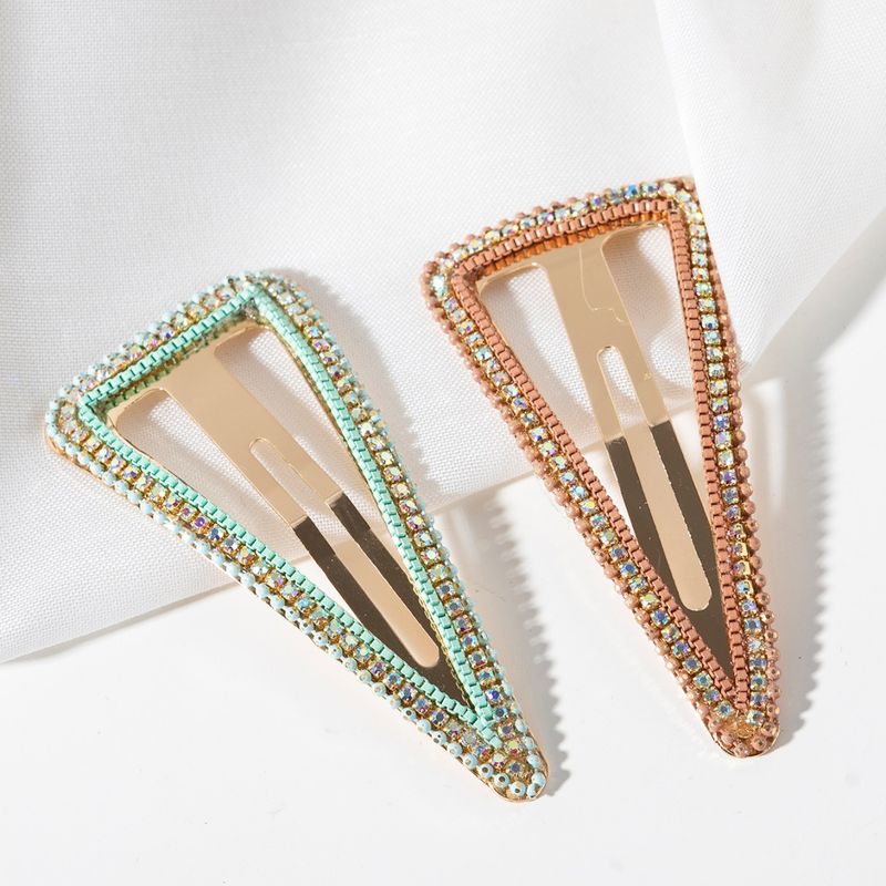 Basic Classic Style Triangle Alloy Plating Inlay Rhinestones Hair Clip