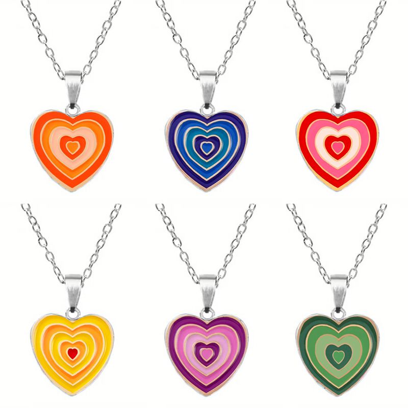 Retro Heart Shape Alloy Inlay Glass Women's Pendant Necklace