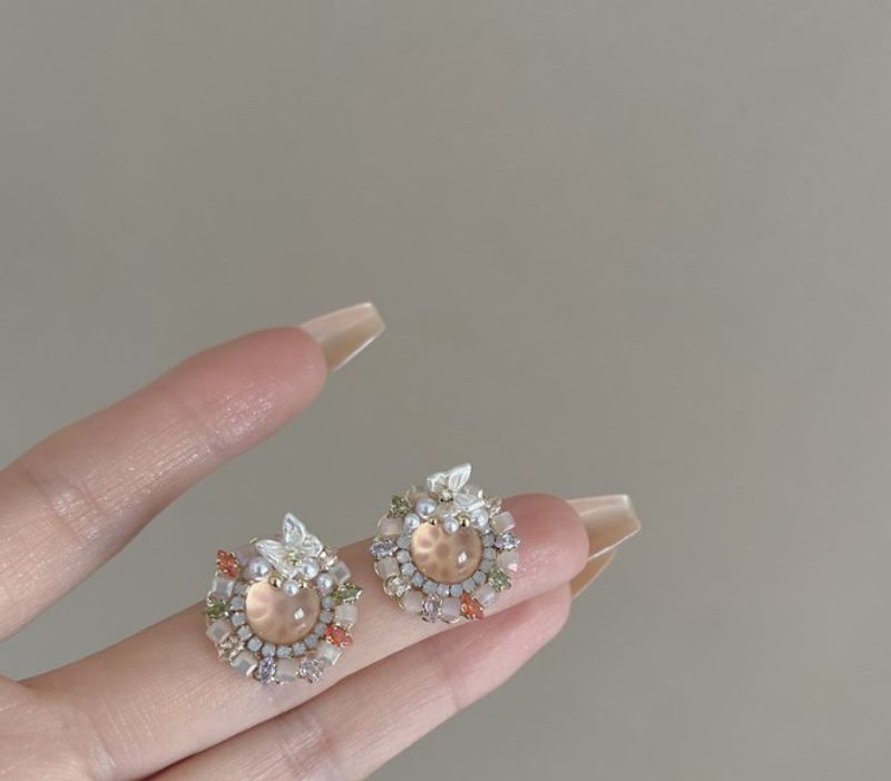 1 Par Retro Flor Embutido Cobre Diamantes De Imitación Pendientes