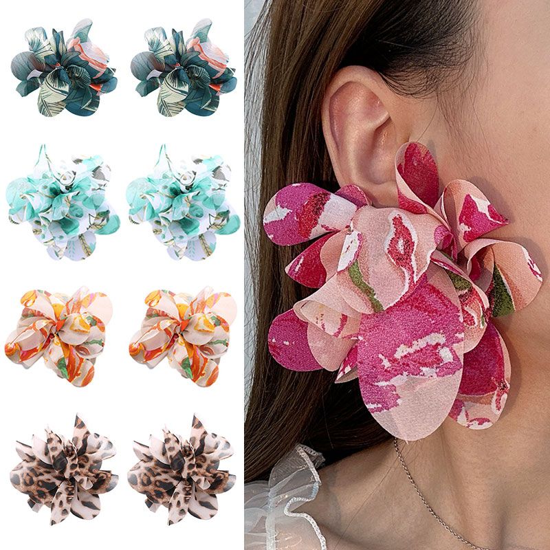 1 Pair Vacation Sweet Colorful Flower Cloth Ear Studs
