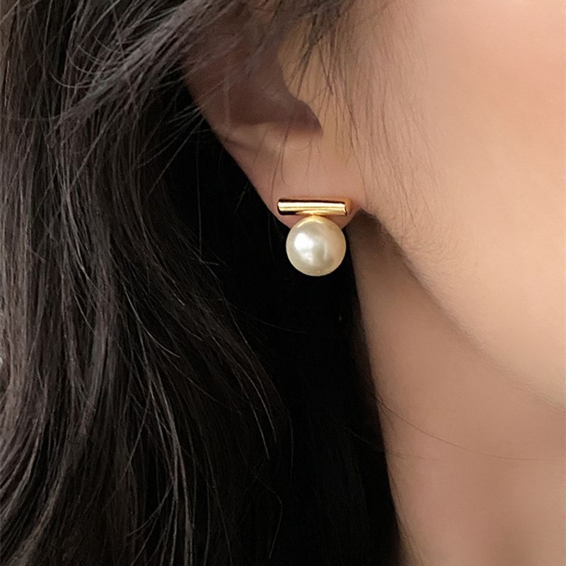 1 Pair Simple Style Commute Geometric Imitation Pearl Alloy Earrings