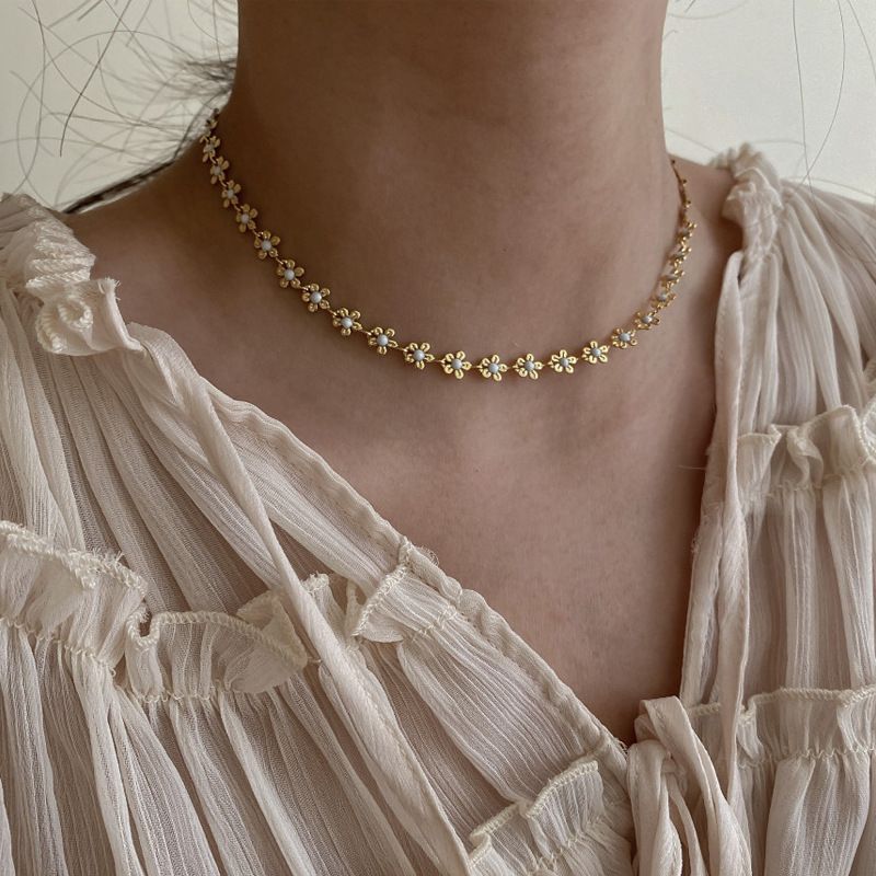 Elegant Einfacher Stil Blume Kupfer Emaille Überzug Vergoldet Halskette