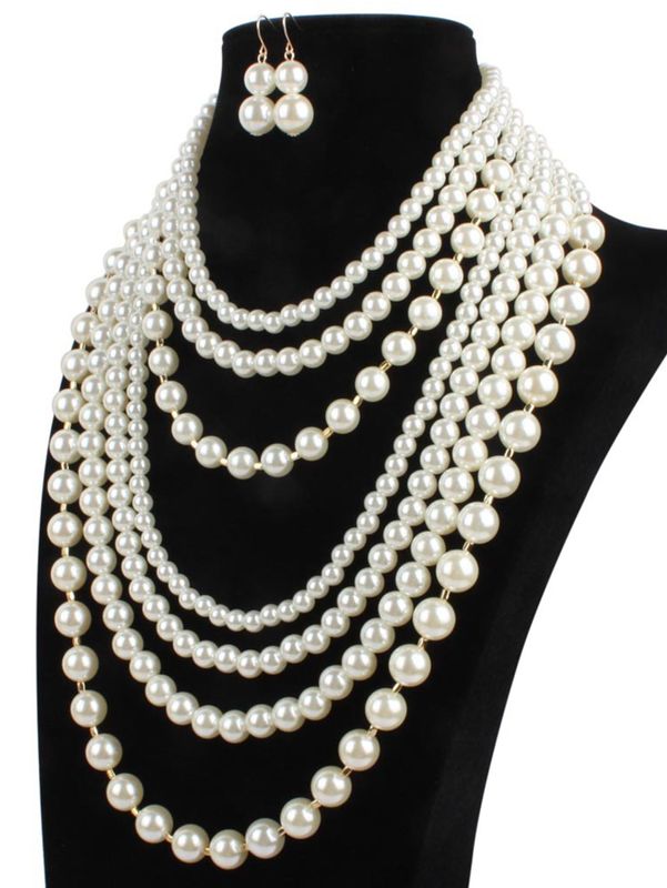 Simple Style Round Plastic Beaded Women's Necklace