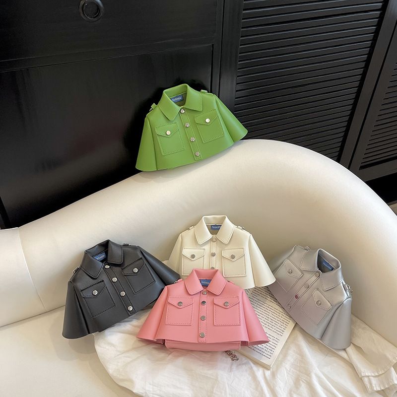 Women's Medium Pu Leather Solid Color Basic Streetwear Square Zipper Shoulder Bag Crossbody Bag Chain Bag