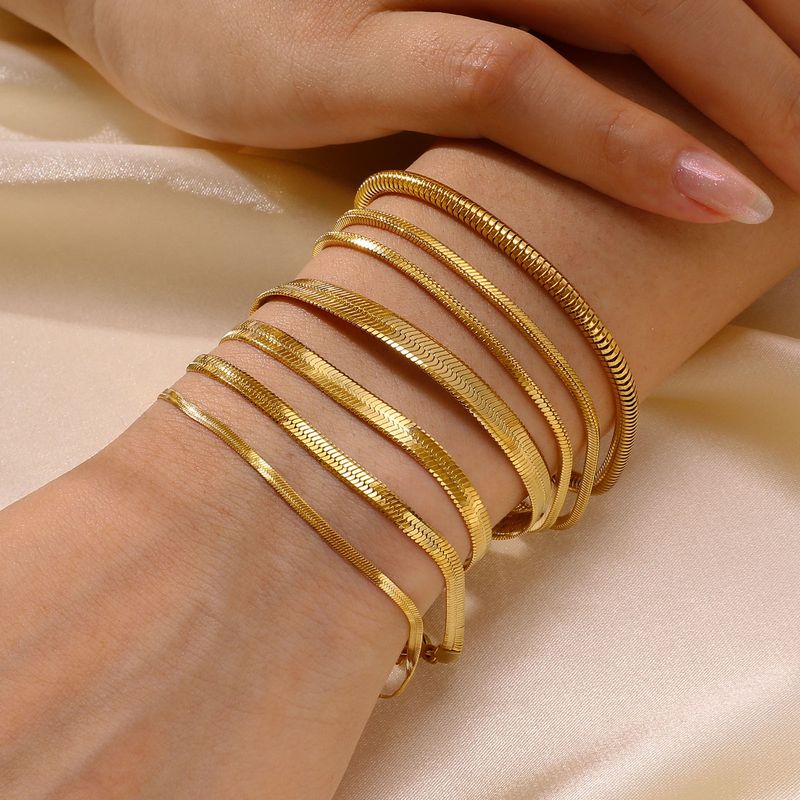 IG Style Classic Style Solid Color 304 Stainless Steel 18K Gold Plated Bracelets In Bulk