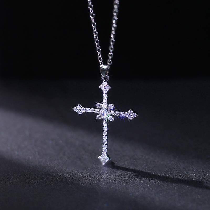 Vintage Style Cross Alloy Inlay Zircon Silver Plated Women's Pendant Necklace