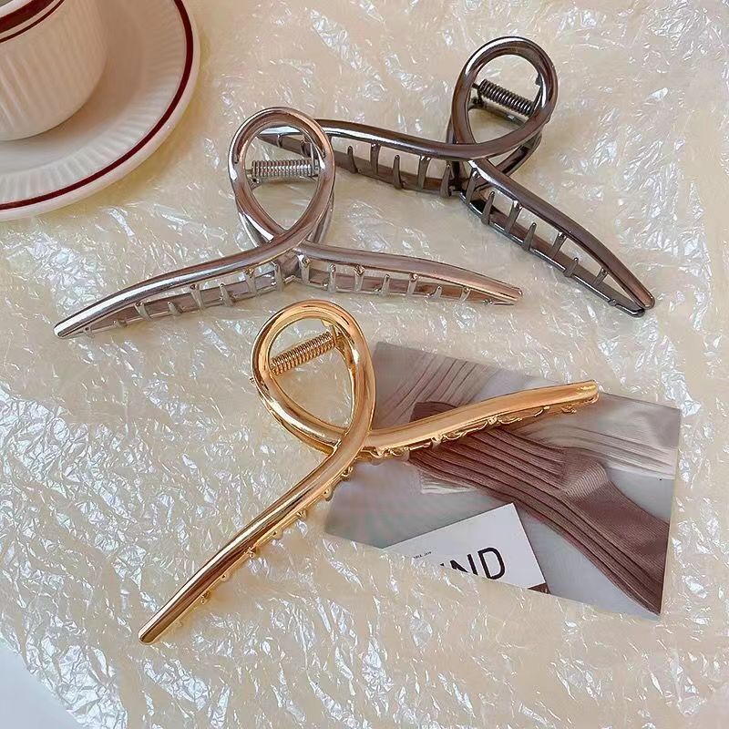 Women's Commute Solid Color Metal Stoving Varnish Hair Claws