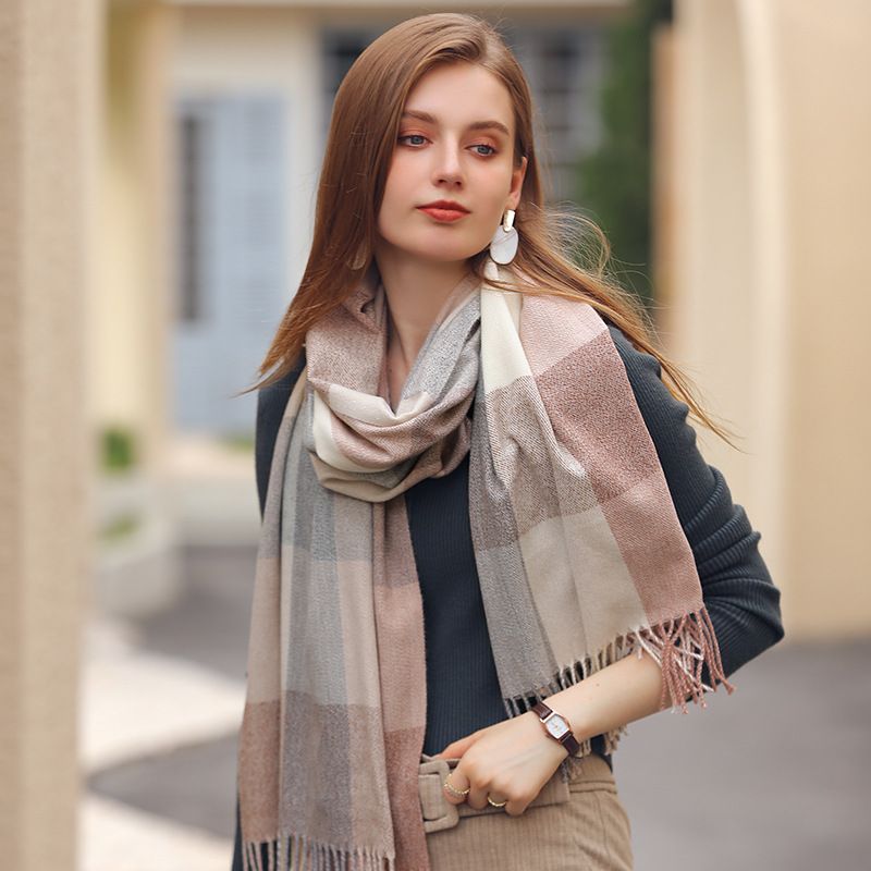 Women's Simple Style Color Block Imitation Cashmere Tassel Scarf