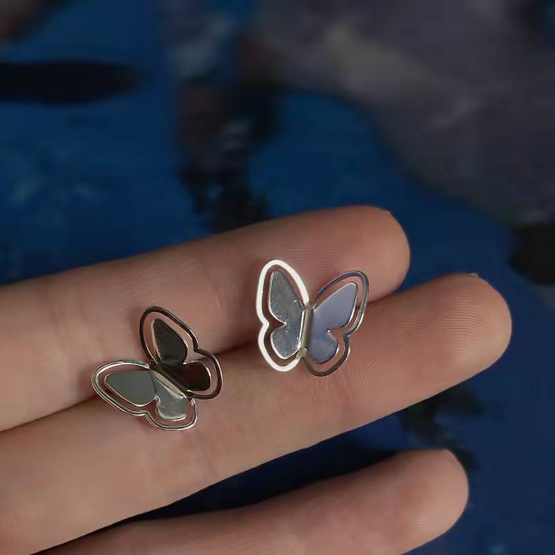 1 Pair Sweet Simple Style Butterfly Computer Chip Ear Studs