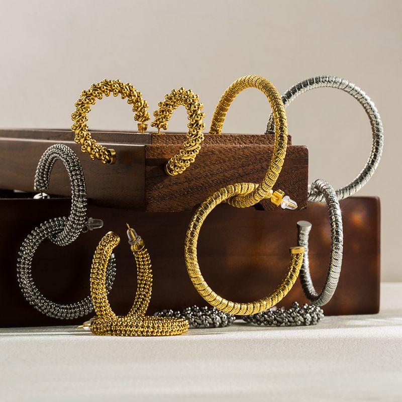 1 Paar Vintage-stil Einfacher Stil C-form Halbkreis Rostfreier Stahl Vergoldet Ohrringe