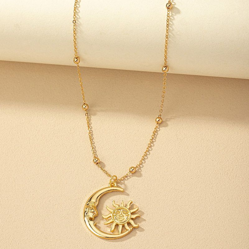 Ig-stil Einfacher Stil Sonne Mond Legierung Überzug Frau Halskette Mit Anhänger