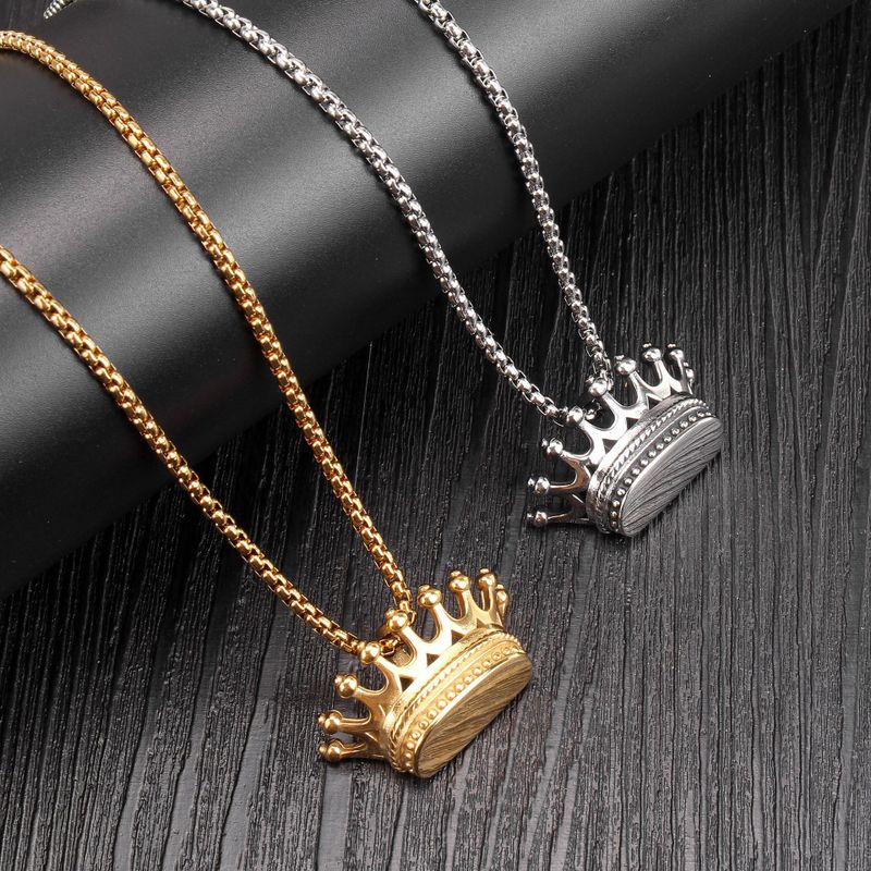Casual Simple Style Crown Titanium Steel Plating Women's Pendant Necklace