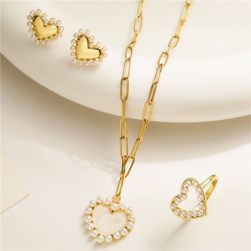 Elegante Vacaciones Estilo Simple Forma De Corazón Cobre Chapado En Oro De 18 Quilates. Perlas Artificiales Anillos Collar Al Mayoreo