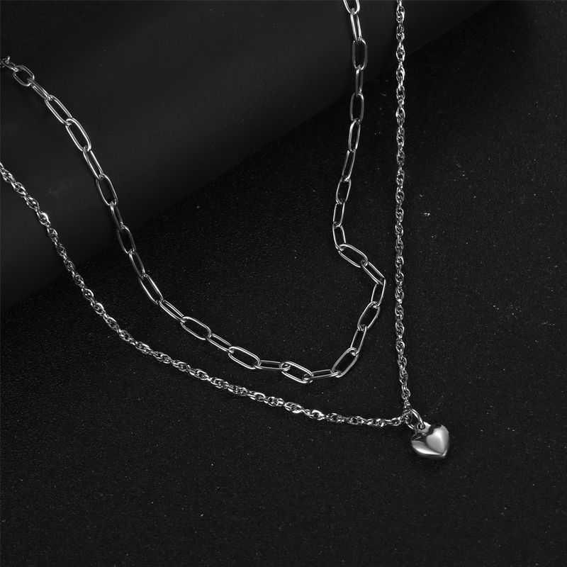 Simple Style Heart Shape Titanium Steel Gold Plated Necklace In Bulk