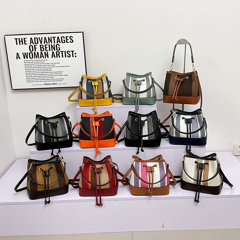 Women's Medium All Seasons Canvas Color Block Classic Style Cylindrical String Bucket Bag