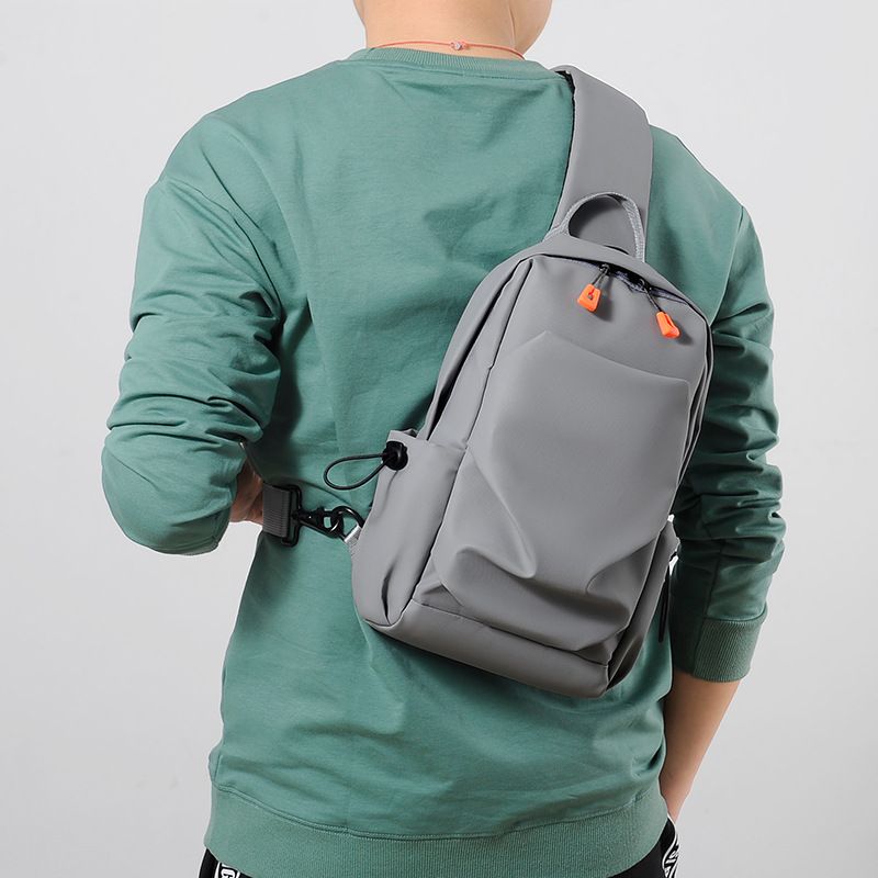 Men's Solid Color Derm Zipper Crossbody Bag