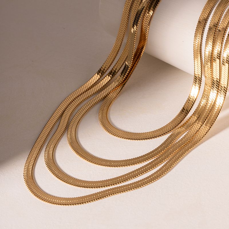 Ig-stil Einfarbig Rostfreier Stahl Überzug 18 Karat Vergoldet Halskette