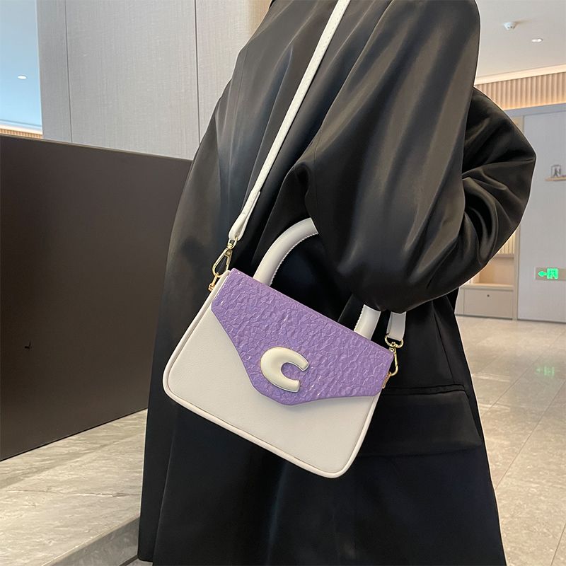 Women's Pu Leather Color Block Solid Color Elegant Vacation Streetwear Sewing Thread Square Magnetic Buckle Handbag