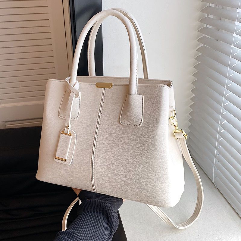 Women's Pu Leather Solid Color Elegant Square Magnetic Buckle Handbag Square Bag
