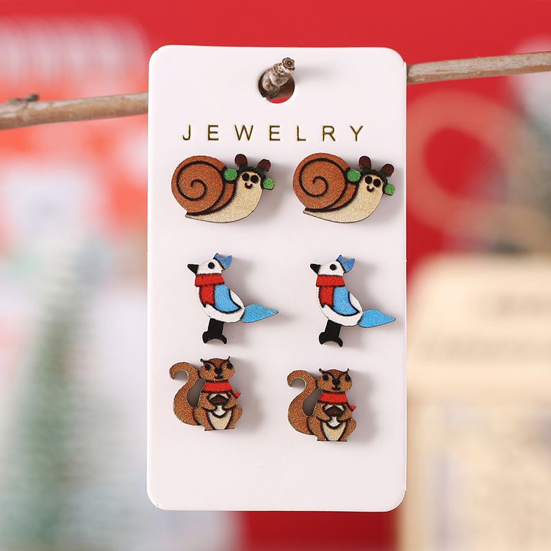 3 Pairs Vintage Style Animal Wood Ear Studs