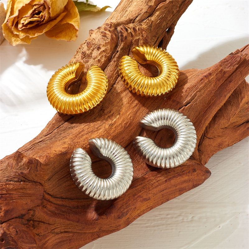 1 Pair Simple Style Solid Color Plating Stainless Steel 18K Gold Plated Ear Cuffs