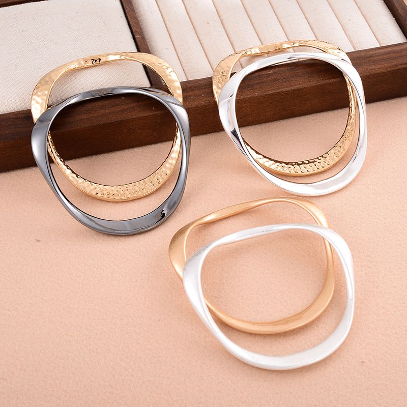 Vintage Style Solid Color Copper Irregular Plating Gold Plated Bangle