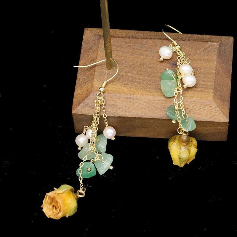 1 Pair Retro Flower Plating Freshwater Pearl 18k Gold Plated Drop Earrings