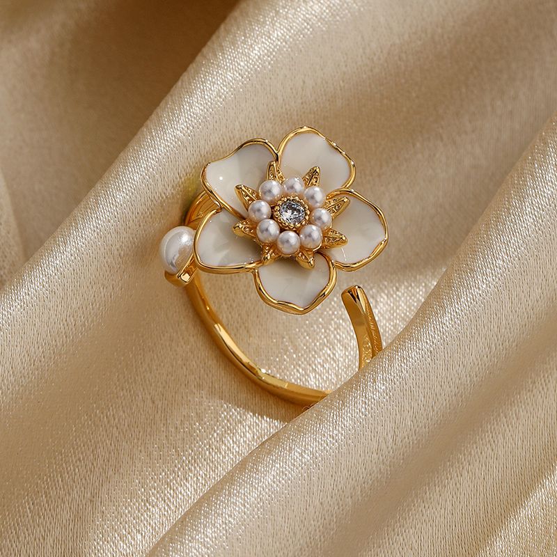 Elegant Lady Flower Copper Painted Plating Inlay Artificial Pearls Artificial Diamond 18k Gold Plated Open Rings