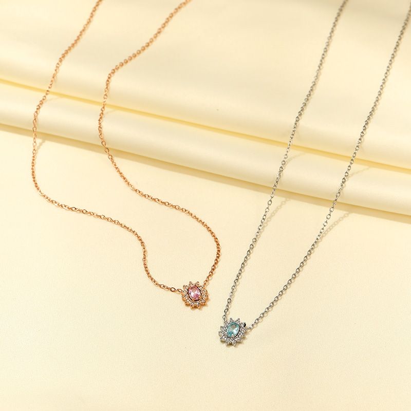 Stainless Steel Imitation Diamond Elegant Shiny Flower Zircon Pendant Necklace
