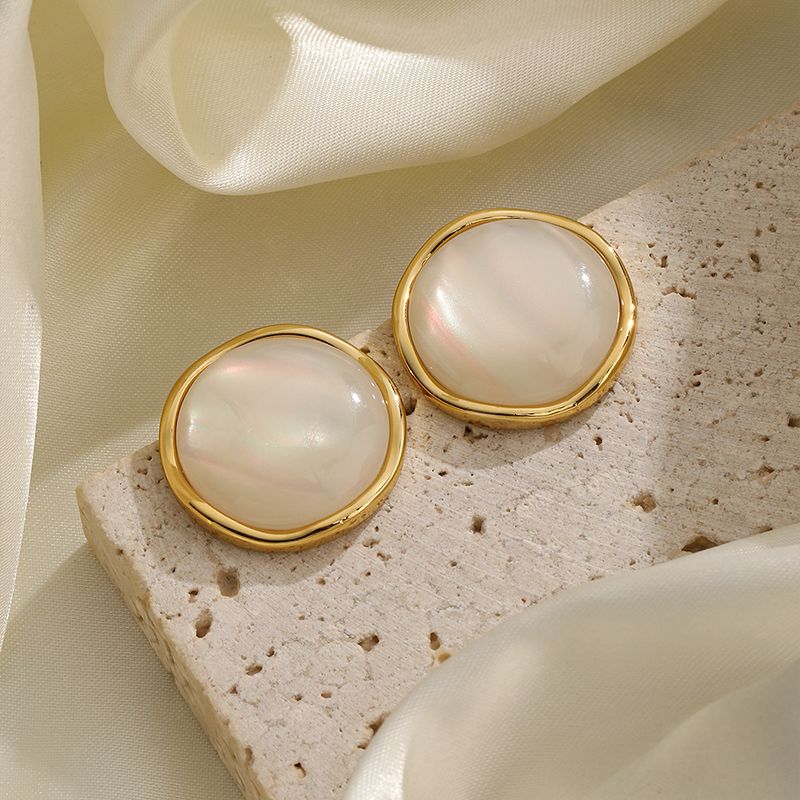 1 Paire Style Vintage Style Simple Rond Placage Incruster Le Cuivre Résine Plaqué Or 18k Boucles D'oreilles