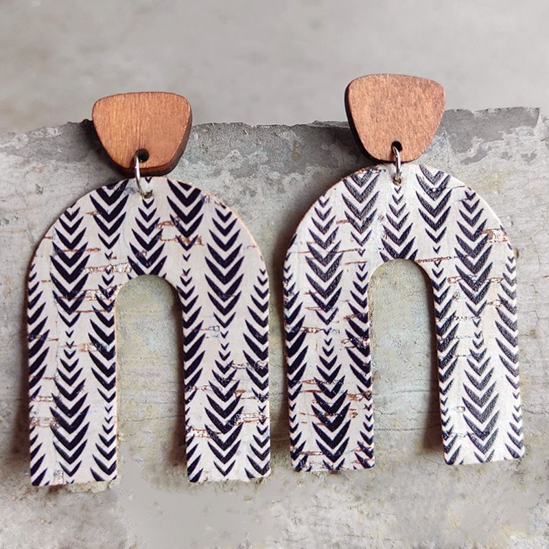 1 Pair Lady Streetwear U Shape Geometric Wood Drop Earrings
