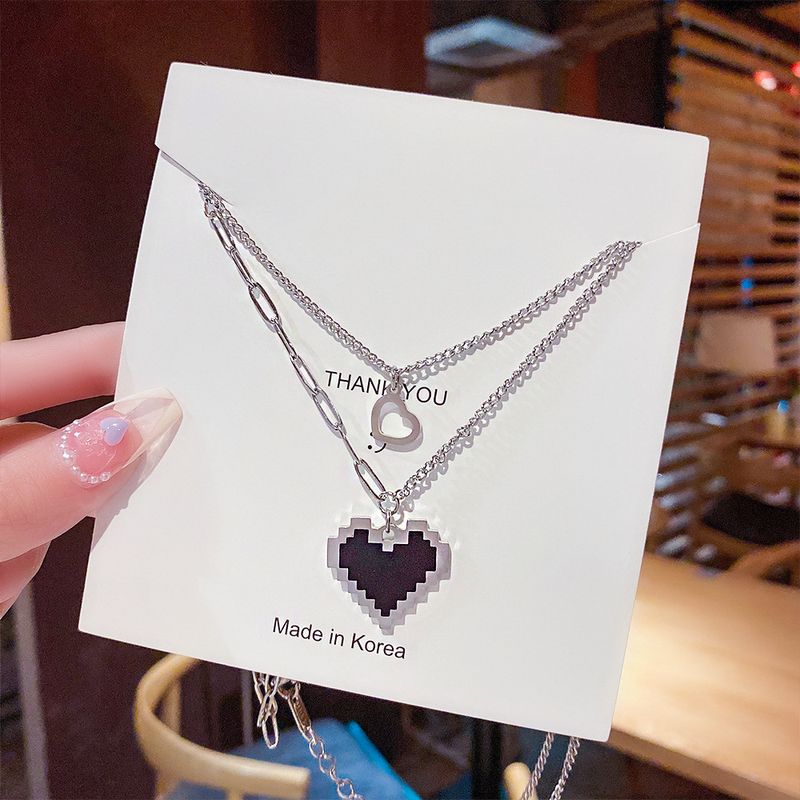 Streetwear Heart Shape Titanium Steel Women's Layered Necklaces