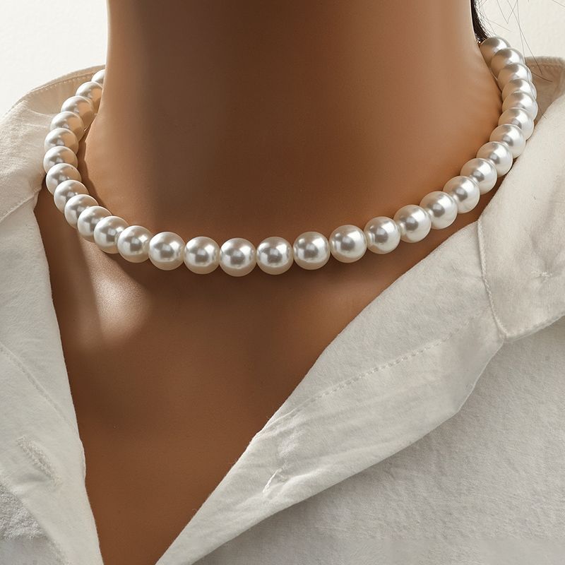 Nordic Style Solid Color Imitation Pearl Alloy Women's Necklace