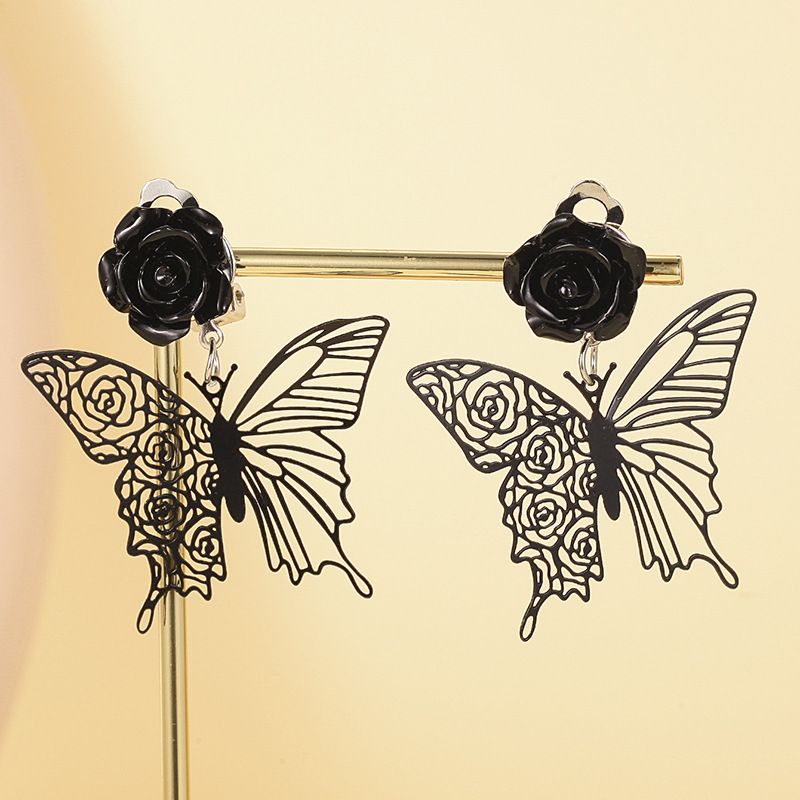 1 Paar Vintage-stil Übertrieben Einfacher Stil Rose Schmetterling Aushöhlen Legierung Ohrclips