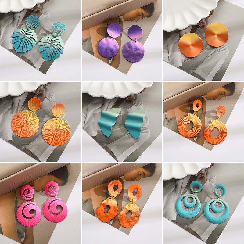 Wholesale Jewelry Vintage Style Geometric Round Gradient Color Metal Plating Drop Earrings