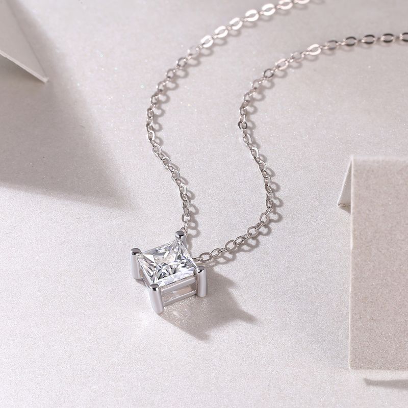 Style Simple Couleur Unie Argent Sterling Moissanite Pendentif En Masse