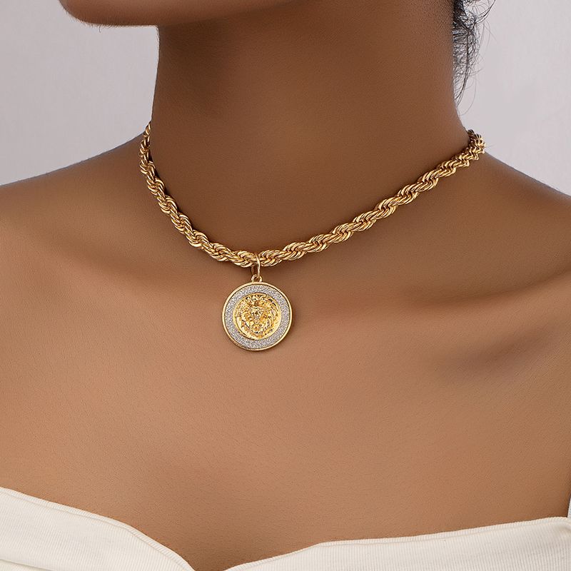 Retro Solid Color Alloy Plating 14k Gold Plated Women's Pendant Necklace
