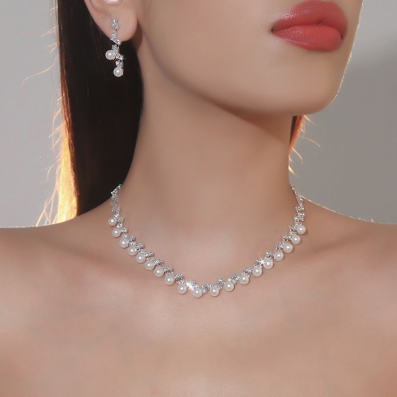 Dulce Color Sólido Plateado Diamantes De Imitación Aleación Venta Al Por Mayor Aretes Collar