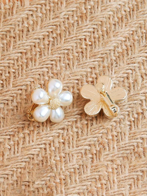 1 Pair Ig Style French Style Flower Inlay Zinc Alloy Pearl Ear Cuffs